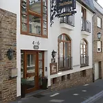 Отель Winzerhof Brachtendorf