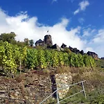 Отель Winzerhof Brachtendorf