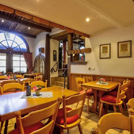 Winzerhof Brachtendorf Hotel