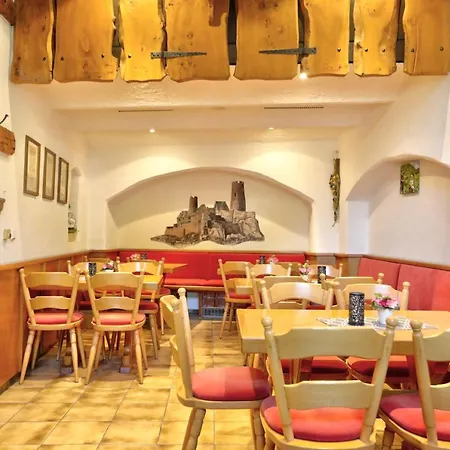 Winzerhof Brachtendorf Отель 2*