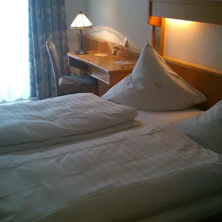 Hotel Winzerhof Brachtendorf Alken