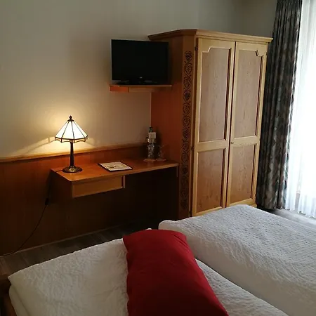 Hotel Winzerhof Brachtendorf