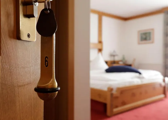 Hotel Winzerhof Brachtendorf Alken