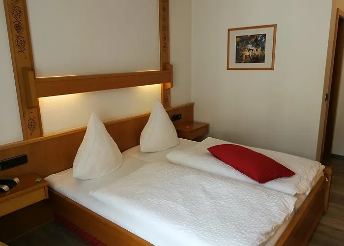 Hotel Winzerhof Brachtendorf